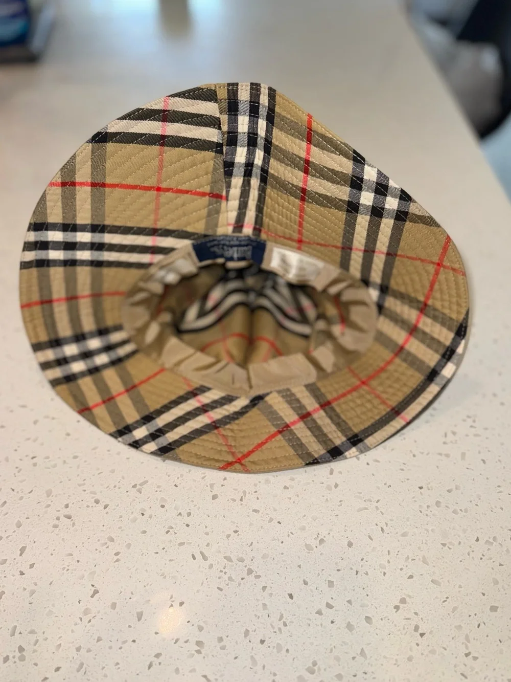 Burberry Reversible Vintage Check Bucket Hat in Canvass,Beige Plaid Men or Women